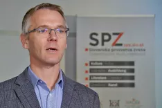 Poslovodja Slovenske prosvetne zveze Mitja Rov&scaron;ek / Foto: Spz