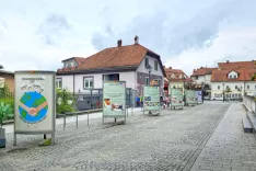 Razstava o projektu Mednarodna kuhinja 2025 pobratenih in prijateljskih mest bo na ogled do konca maja. / Foto: Alenka Brun
