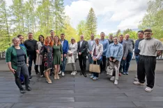 Organizatorji in sodelujoči, ki so se udeležili predstavitve četrtih Okusov kranjskih miz na Brdu / Foto: Primož Pičulin