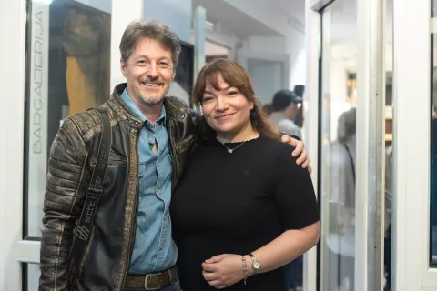 Iz Londona v Medvode &ndash; Tomaž Levstek in Mateja Grajzar, karizmatični glavni igralski par serije / Foto: Matic Zorman