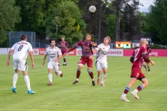 Nogometna tekma med Triglav Kranj - Kety Emmi Bistrica v Kranju / Foto: Primož Pičulin