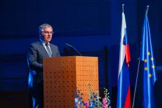 Pol stoletja območne zbornice
