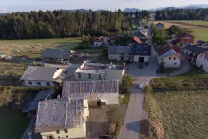 Posledice silovitega vetra ob neurju v Komendi. Komenda, 14. 6. 2026&scaron;koda, občina komenda, veter, sanacija, vetrolom, po&scaron;kodbe infrastrukture, neurje, vreme / Foto: Matic Zorman
