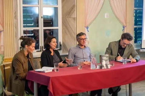 Predstavitev knjige in pogovorni večer knjiga Z veseljem sem bil zraven - Sigbert Ramsauer, zdravnik koncentracijskega tabori&scaron;ča na Ljubeljuavtorja Lisa Rettl in Peter PirkerTrži&scaron;ki muzej, Tržič 10. junij 2026 / Foto: Nik Bertoncelj