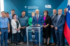 Novi kmetijski minister Janez Cigler Kralj na spoznavnem sestanku s predstavniki kmetijskih organizacij. / Foto: MKGP