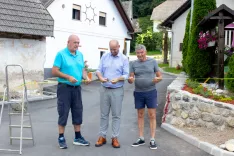 Obnovljena cesta v Dragi