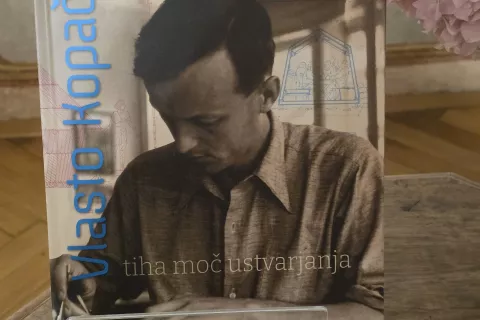 Prva celovita knjiga o Vlastu Kopaču