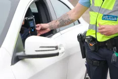 policija nadzor prometa merjenje hitrosti hitrost alkotest / Foto: Tina Dokl