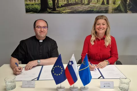 Podpisali koncesijsko pogodbo z vrtcem