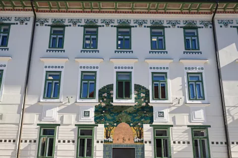Stavba Upravna enota Radovljica prenovljena delo arhitekta arhitekta Ciril Metod Koch secesijska stavba / Foto: Tina Dokl