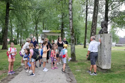 Otrokom lep&scaron;ajo počitnice