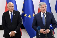 Re&scaron;itve za zaposlene in podjetja