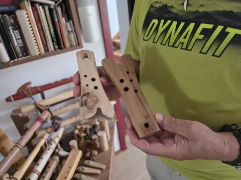 Mojster starodavnih glasbil