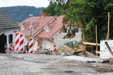 Popolna zapora od Čepulj proti Strmici