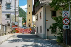 Cesta skozi Begunje je zdaj zaprta za ves promet