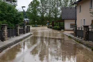 Izredne razmere gorenjska poplave poplava 4-8-2023 Komenda / Foto: Primož Pičulin
