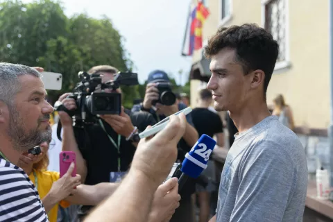 Eden od Tadejevih gostov na kriteriju je bil tudi njegov sotekmovalec v ekipi UAE Team Emirates XRG Isaac del Toro. / Foto: Peter Ko&scaron;enina