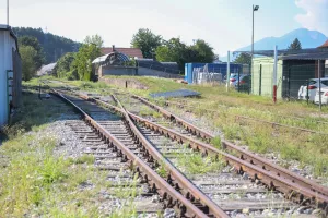 Do Naklega po železnici