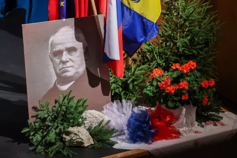 Konec tedna Aljaževi dnevi