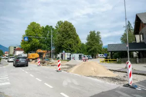 Na Delavski znova gradbeni stroji