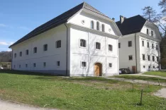 reportaža Tavčarjev dvorec Visoko priloga Karavanke občina Gorenja vas Poljane / Foto: Gorazd Kavčič