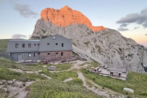 Kamni&scaron;ka koča danes / Foto: Iztok Kolenc