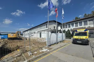 Na delu arheologi