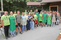 &Scaron;tevilna ekipa, ki je letos poskrbela za mednarodne okuse v Ba&scaron;lju / Foto: Alenka Brun