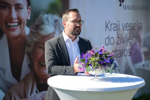 Odkritje temeljnega kamna za dom starej&scaron;ih Mavida &Scaron;kofja Loka / Foto: Primož Pičulin