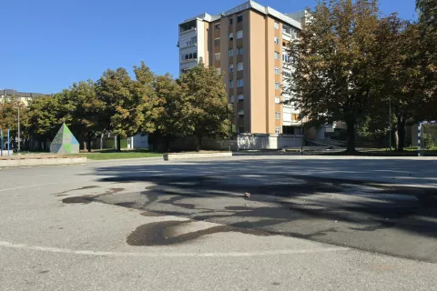 Ne samo petarde, moteče tudi nočne dirke