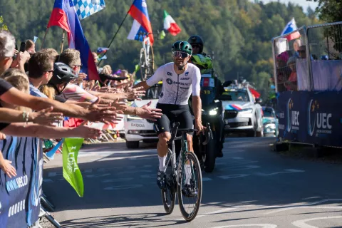 Evropsko prvenstvo v kolesarstvu 2026 v &Scaron;enčurju, dirka članov elite, Luka Mezgec / Foto: Primož Pičulin