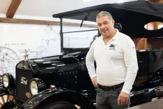 &raquo;Čestitam, Marko, avto si naredil pa &scaron;e ženo obdržal&laquo;