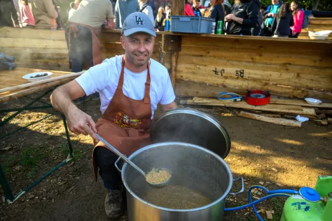 Tradicionalni Kostanov piknik v Besnici 2026, Matej Kodrič / Foto: Primož Pičulin