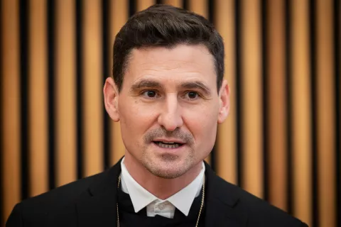 Ljubljana, Muslimanski kulturni center.Skupna izjava za medije ob robu medreligijskega zajtrka, ki ga je v okviru svetovnega tedna medverske harmonije gostil predsednik mesihata in mufti Islamske skupnost v Sloveniji Nevzet Poric.Evangelicanski skof Aleksander Erni&scaron;a.Dr. Aleksander Erni&scaron;a, &scaron;kof Evangeličanske cerkve v Sloveniji. / Foto: Bor Slana/STA