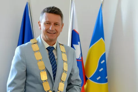 V Vodicah &scaron;tirje kandidati za župana