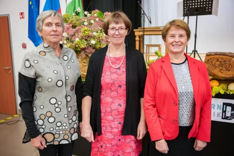 Dru&scaron;tvo so doslej vodile tri predsednice (od leve): Janka Berce, Anamarija Habjan in Ivanka Rovtar / Foto: Primož Pičulin