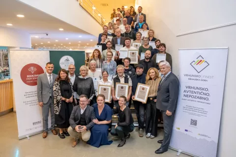 Pri certifikatih združili moči