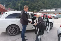 Prostofer, župan Marko Gasser, občanka Julijana Gaser / Foto: Občina Železniki