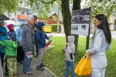 Dogodek Prekaljena kultura - dnevi evropske kulturne dediščine in svetovni dan turizma.Gornjesavski muzej Jesenice.Vodenje Spomini starih Jesenic. / Foto: Nik Bertoncelj