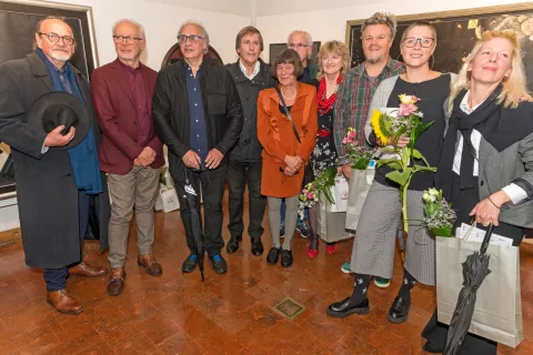 Člani strokovne žirije festivala in na podelitvi prisotni prejemniki nagrad in priznanj 13. Mednarodnega festivala likovnih umetnosti Kranj – ZDSLU / Foto: Primož Pičulin