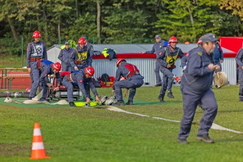 Na regijskem gasilskem tekmovanju v Radovljici je nastopilo okoli 1700 gasilcev. / Foto: Jakob Remar