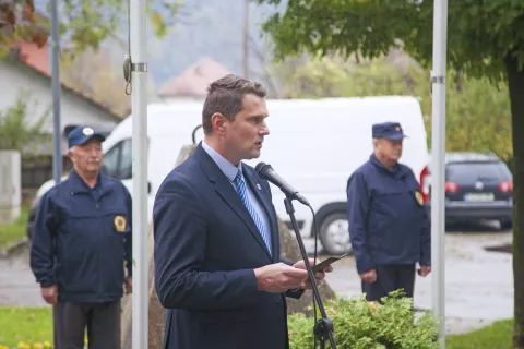 Slavnostni govornik je bil župan Matej Slapar. / Foto: Aleš Senožetnik