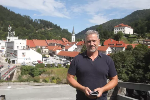 portret župan Peter Miklič občina Tržič staro mestno jedro obnova center mesto / Foto: Gorazd Kavčič