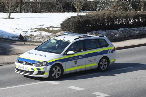 prometna nesreča Kranj obvoznica zaprta cesta smrt policija gasilci feb 23 / Foto: Gorazd Kavčič