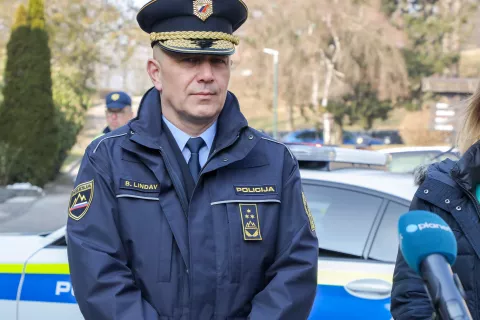 policijska akademija Tacen informativni dan na fotografiji z leve mag Boštjan Lindav generalni direktor policije Sanja Ajanović Hovnik ministrica za notranje zadeve / Foto: Tina Dokl