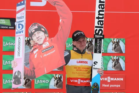 smučarski poleti Planica SP svetovni pokal skakalnica janez gorišek nedelja 5 dan posamična tekma zaključek svetovnega pokala / Foto: Gorazd Kavčič