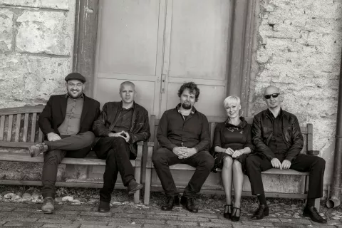 Že v ponedeljek bo s polno mero francoskega &scaron;ansona nastopila zasedba Oryon. / Foto: Marjan Laznik