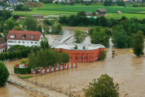 izredne razmere gorenjska poplave poplava 4.8.2023 Medvode iz zraka / Foto: Arhiv Občine Medvode