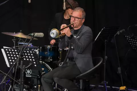 Gregor Grašič trobentač in z bratom Primožem organizator Jazz Kampa Kranj / Foto: Tina Dokl