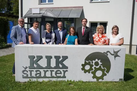 Predstavniki SPIRIT Slovenija na obisku v kamni&scaron;kem KIK&scaron;tarterju / Foto: SPIRIT Slovenija